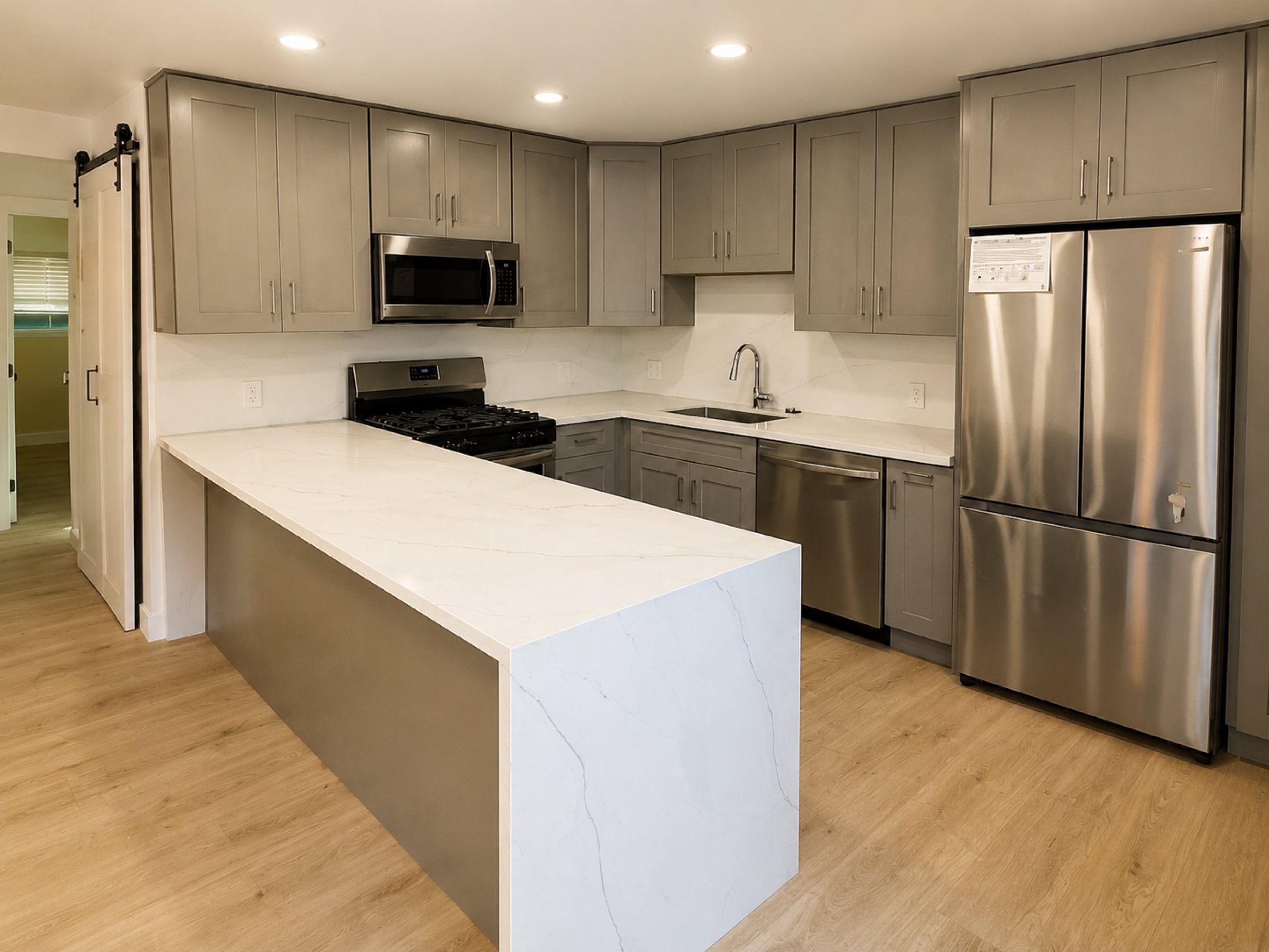 Kitchen remodeling San Diego - Complete Builders Inc