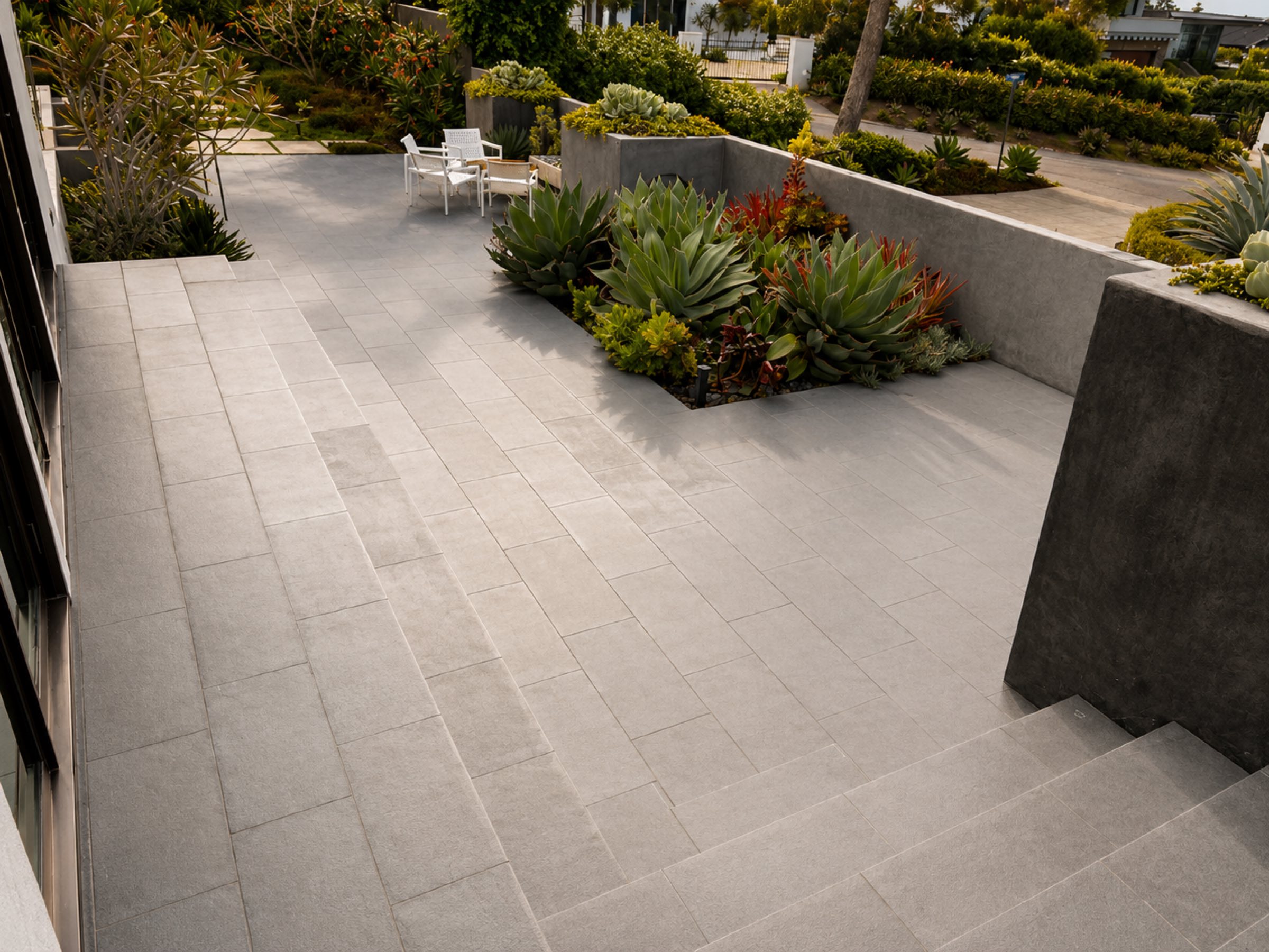 Decks and outdoor living San Diego - Complete Builders Inc